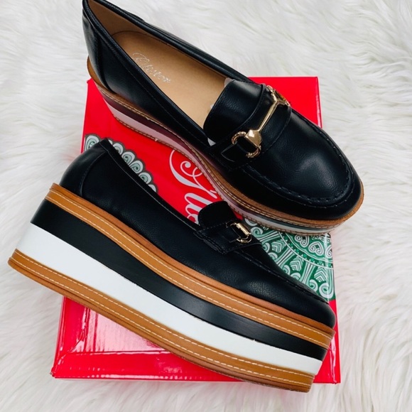 Size 9 Cognac Loafer Platforms - Picture 5 of 11